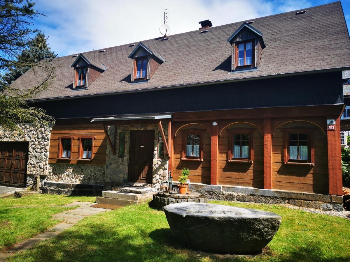 Chaloupka Kralovstvi Villa Sluknov ภายนอก รูปภาพ