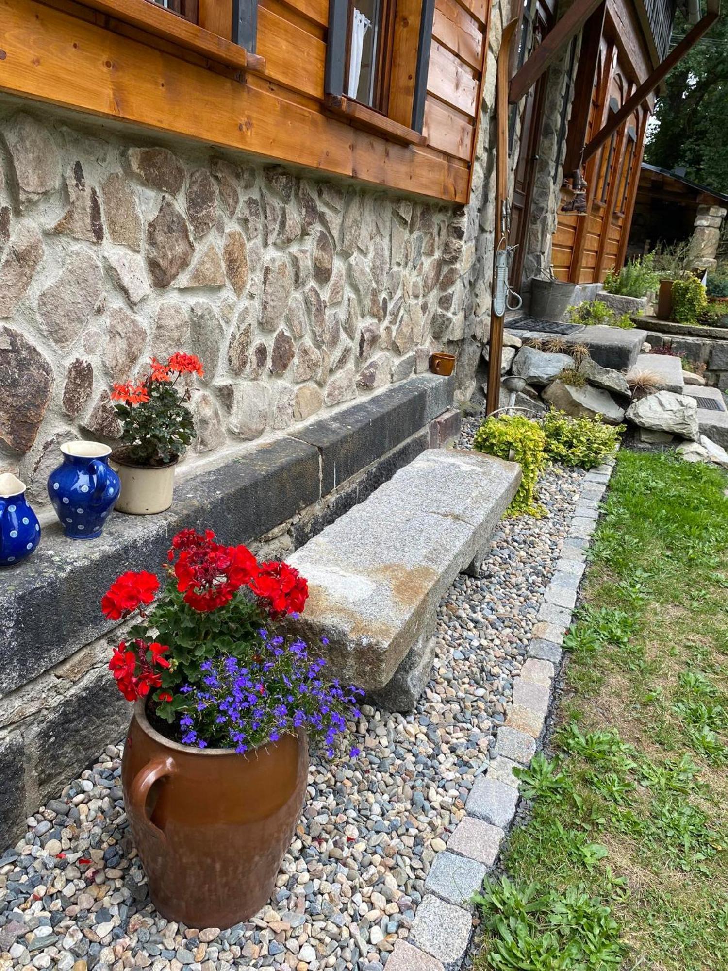 Chaloupka Kralovstvi Villa Sluknov ภายนอก รูปภาพ